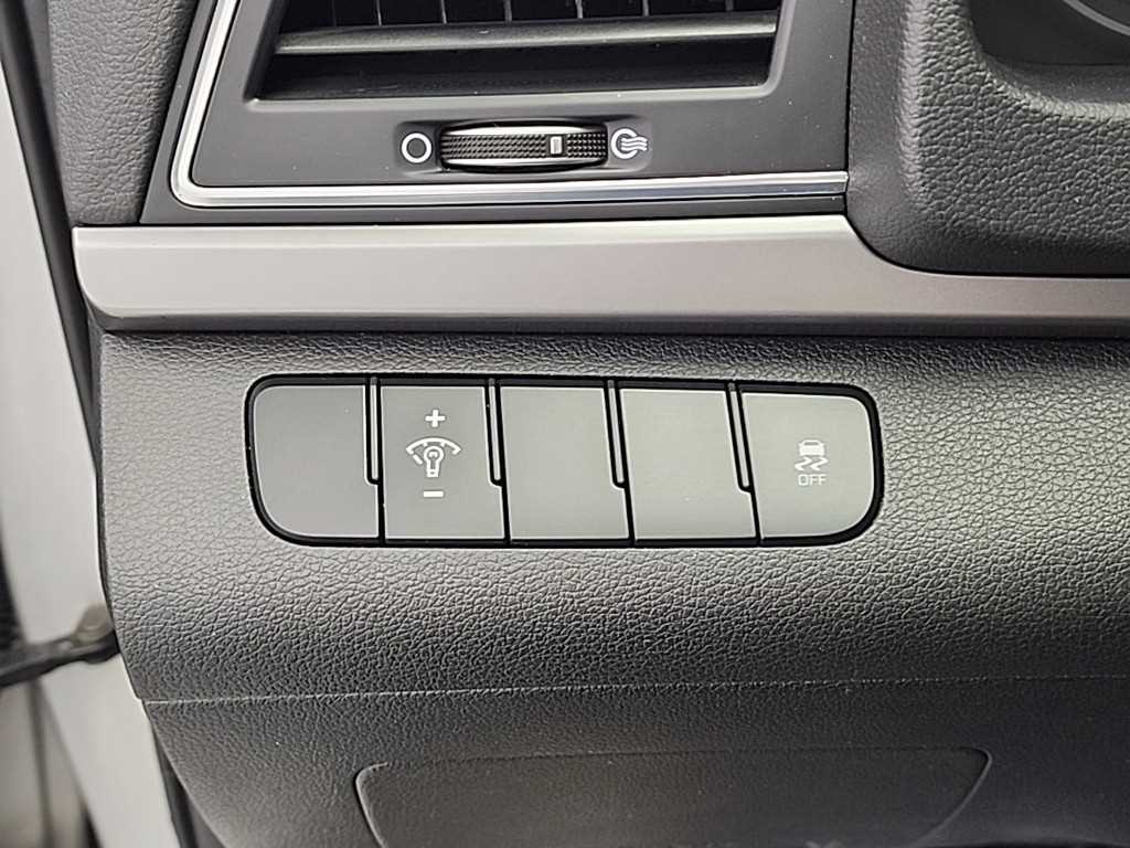 HYUNDAI Avante 2016 - Importación desde Corea - HF Imports Iquique - Foto 14