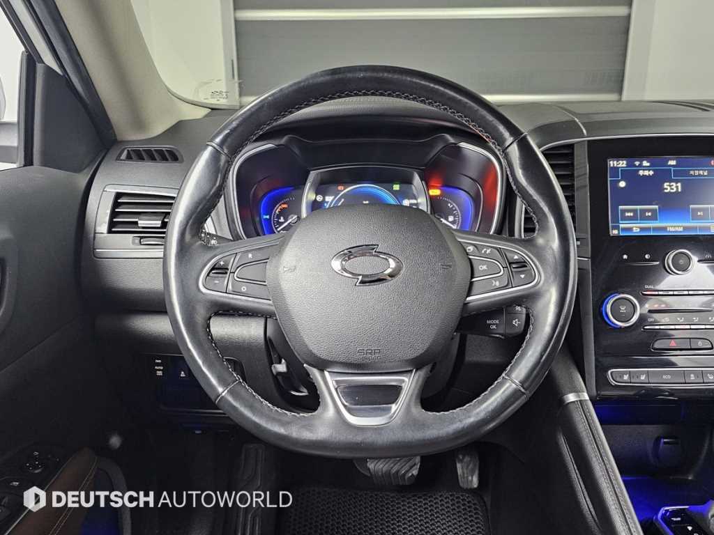 SAMSUNG QM6 2017 Blanco - Importación desde Corea - HF Imports Iquique - Foto 13