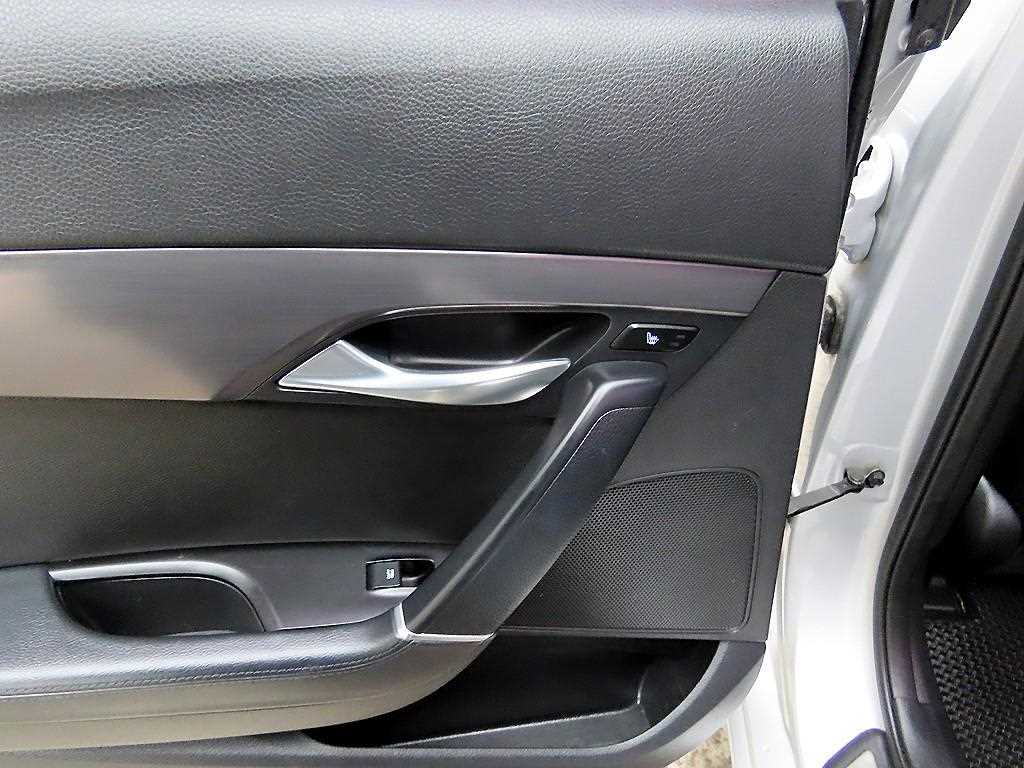 HYUNDAI i40 2013 Plateado - Importación desde Corea - HF Imports Iquique - Foto 15