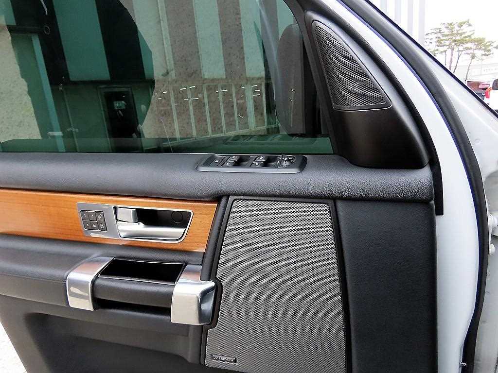 Land Rover Discovery - Vista 11