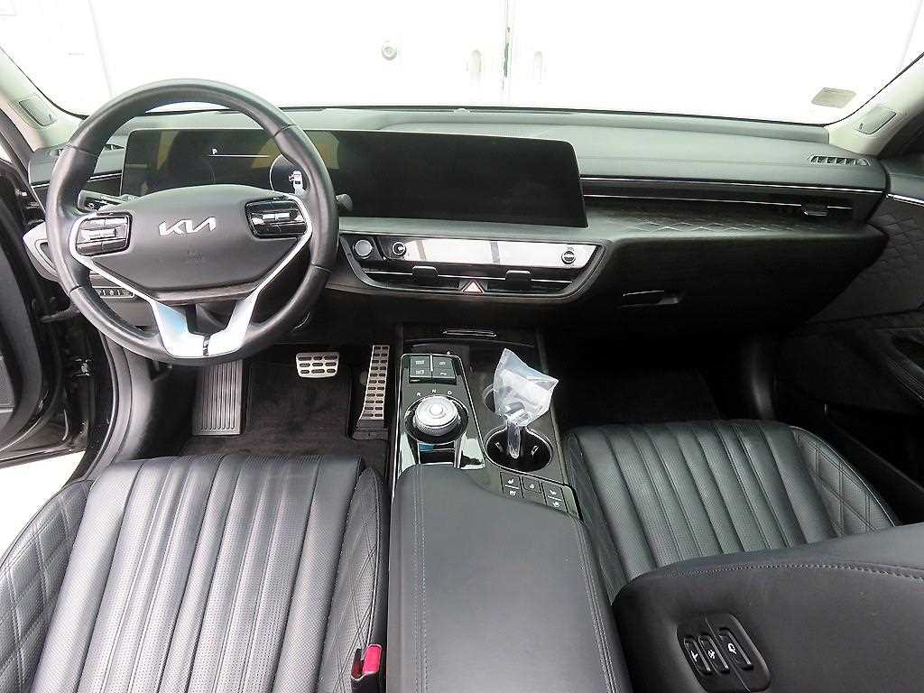 KIA K8 - Vista 8
