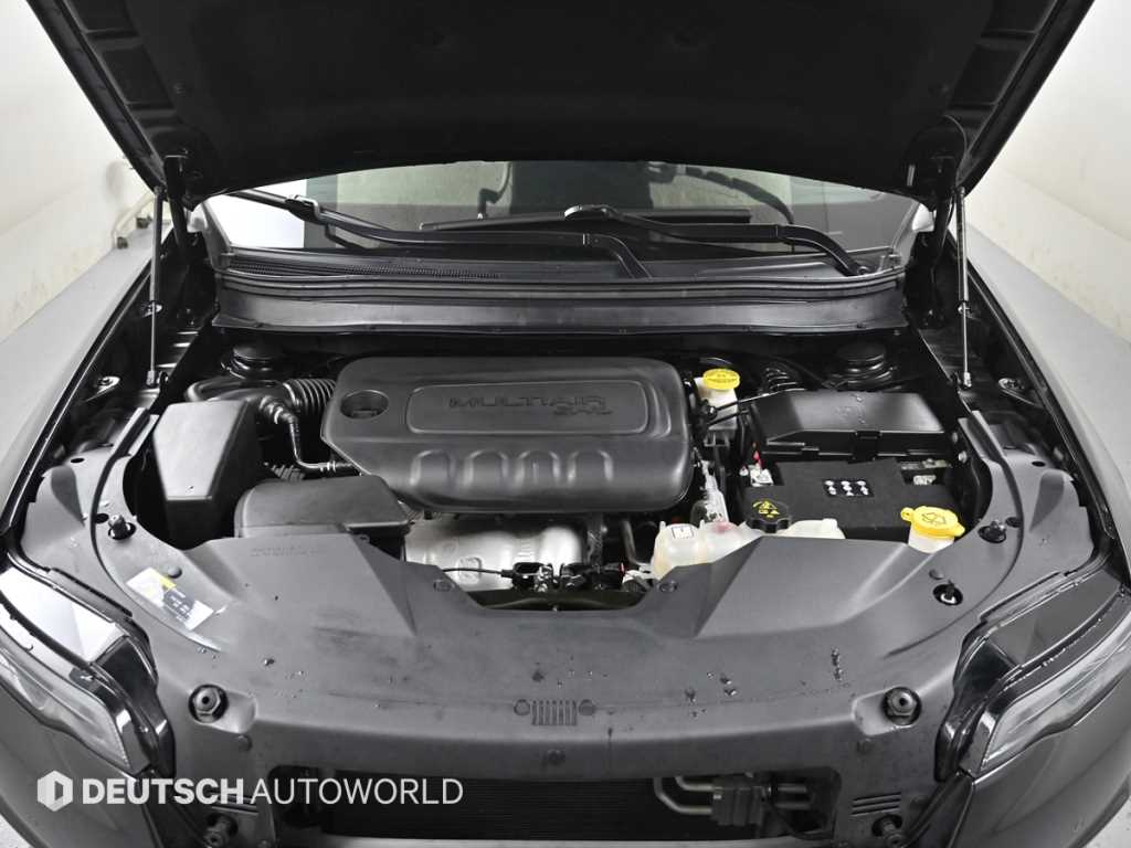 Jeep Cherokee - Vista 6