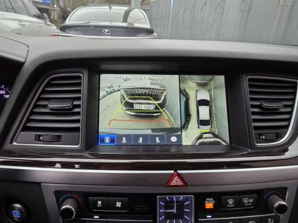 Genesis G80 - Vista 9