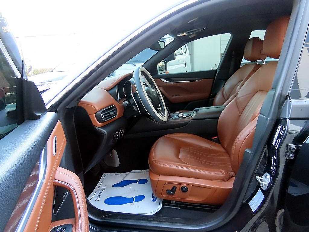 Maserati Levante - Vista 5