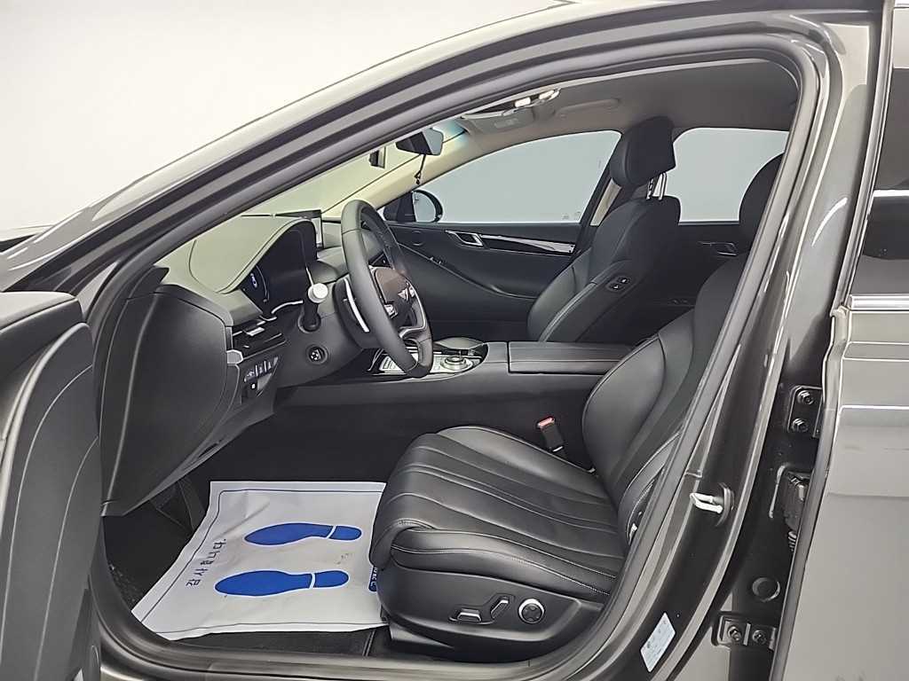 Genesis G80 - Vista 11