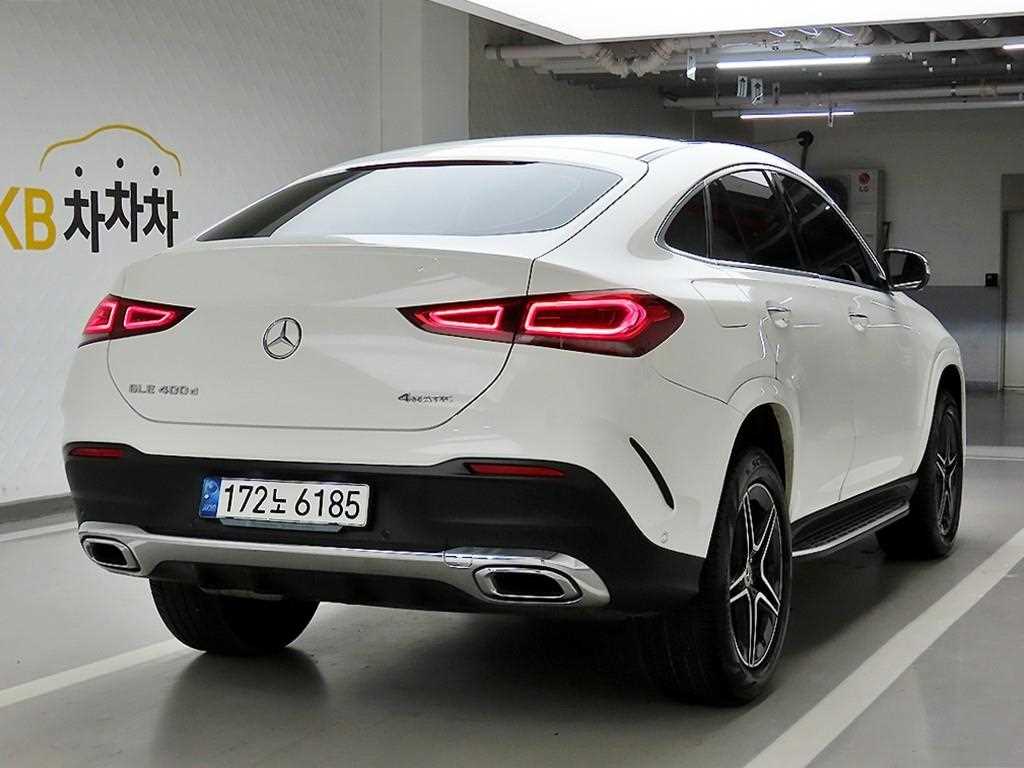 Mercedes Benz GLE Class - Vista 4