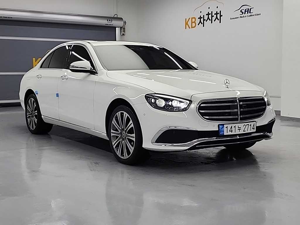 Mercedes Benz E class - Vista 4