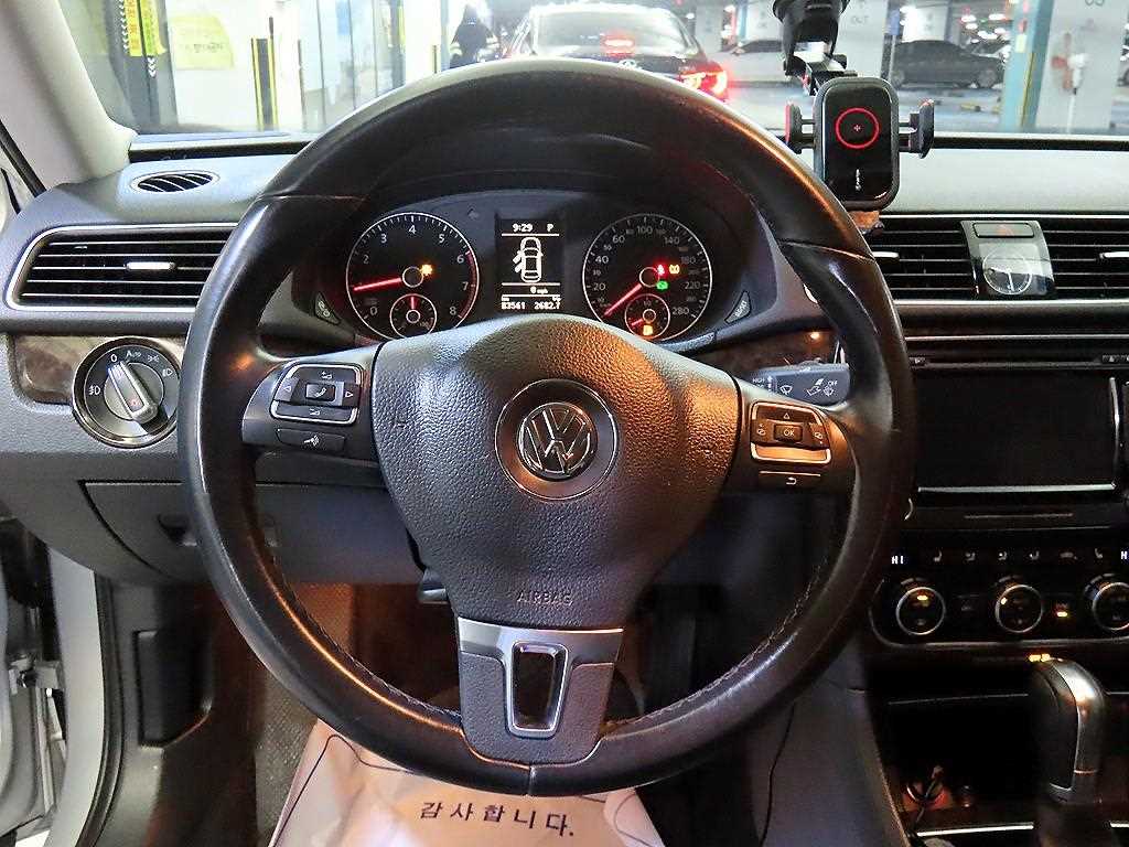 Volkswagen Passat - Vista 8