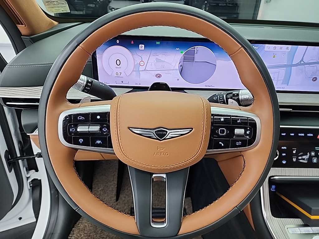 Genesis GV80 - Vista 9