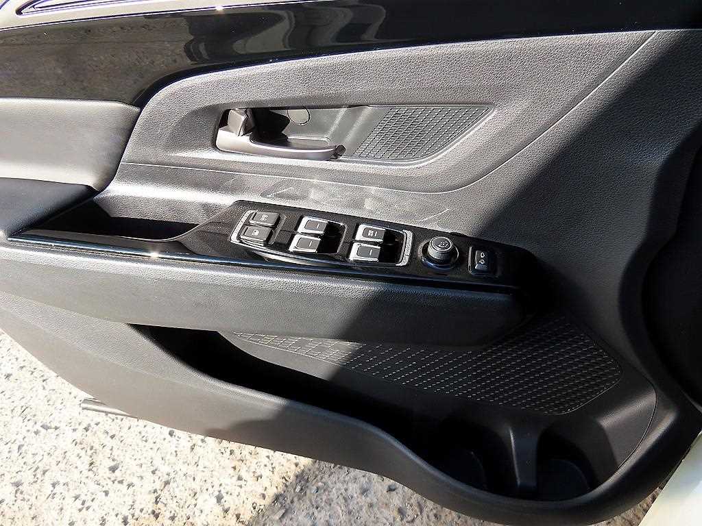 Ssangyong Korando - Vista 11