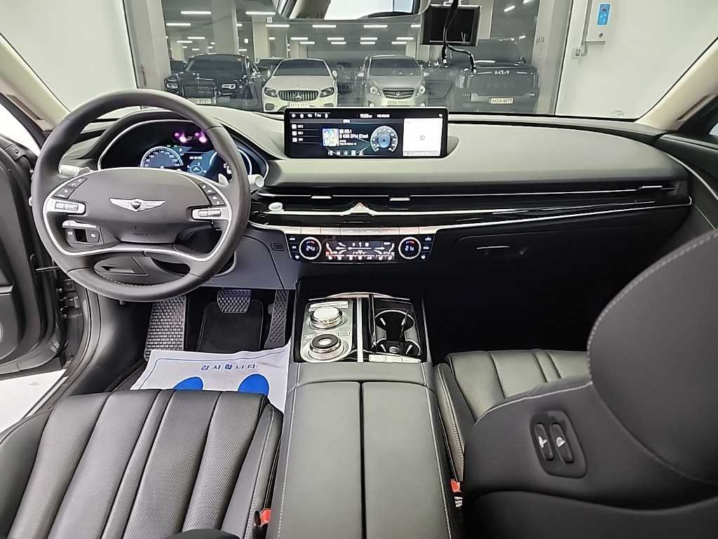Genesis G80 - Vista 7