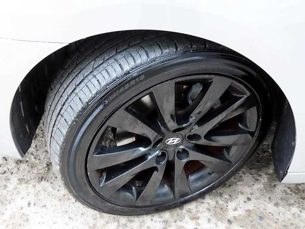 HYUNDAI i40 2013 Plateado - Importación desde Corea - HF Imports Iquique - Foto 20