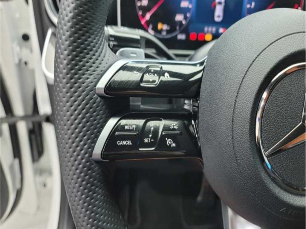 Mercedes Benz C Class - Vista 11