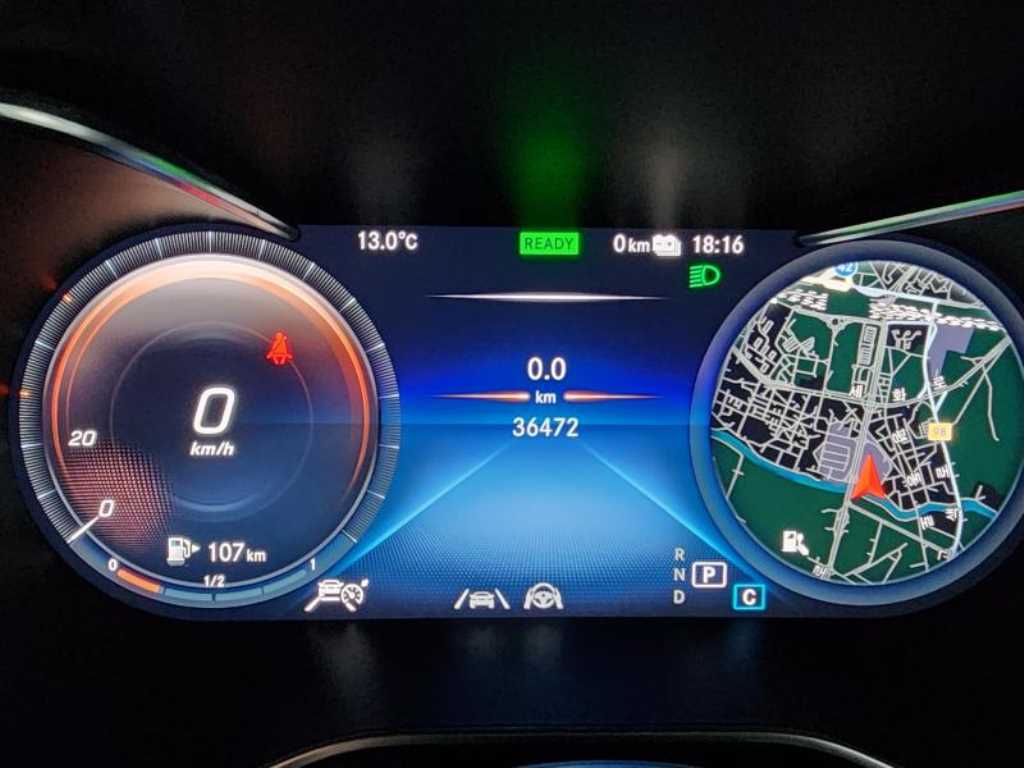 Mercedes Benz GLC Class - Vista 7