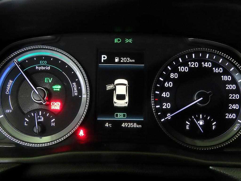 HYUNDAI Sonata - Vista 9