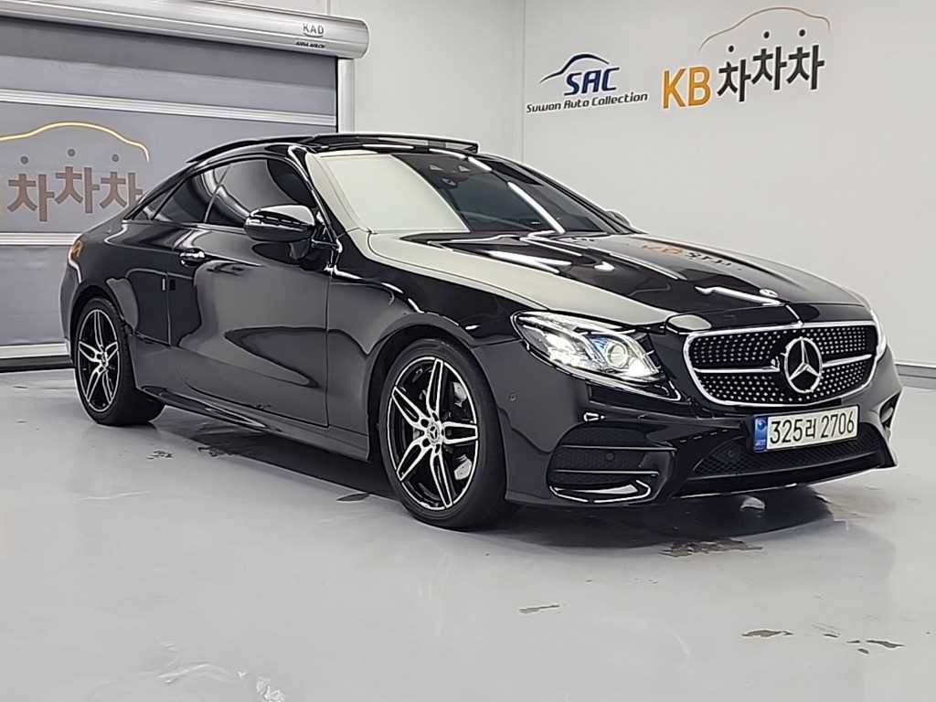 Mercedes Benz E class - Vista 4