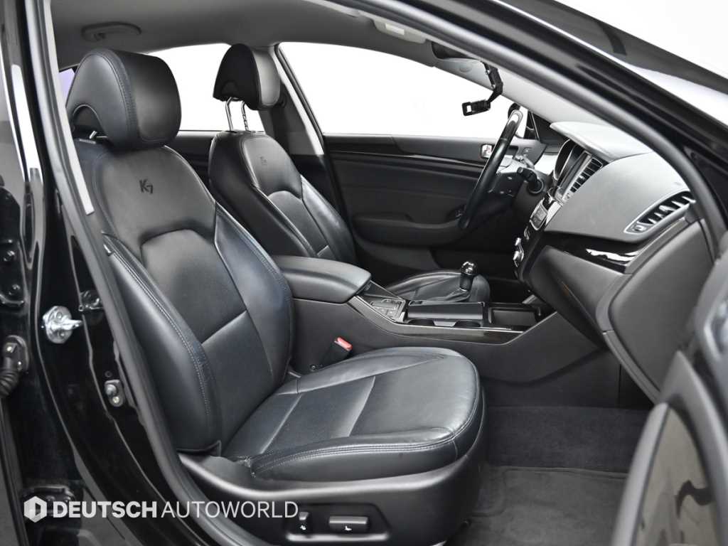 KIA K7 - Vista 10