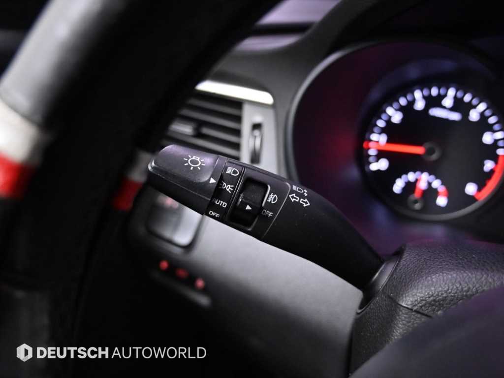 KIA K5 2016 Blanco - Importación desde Corea - HF Imports Iquique - Foto 17