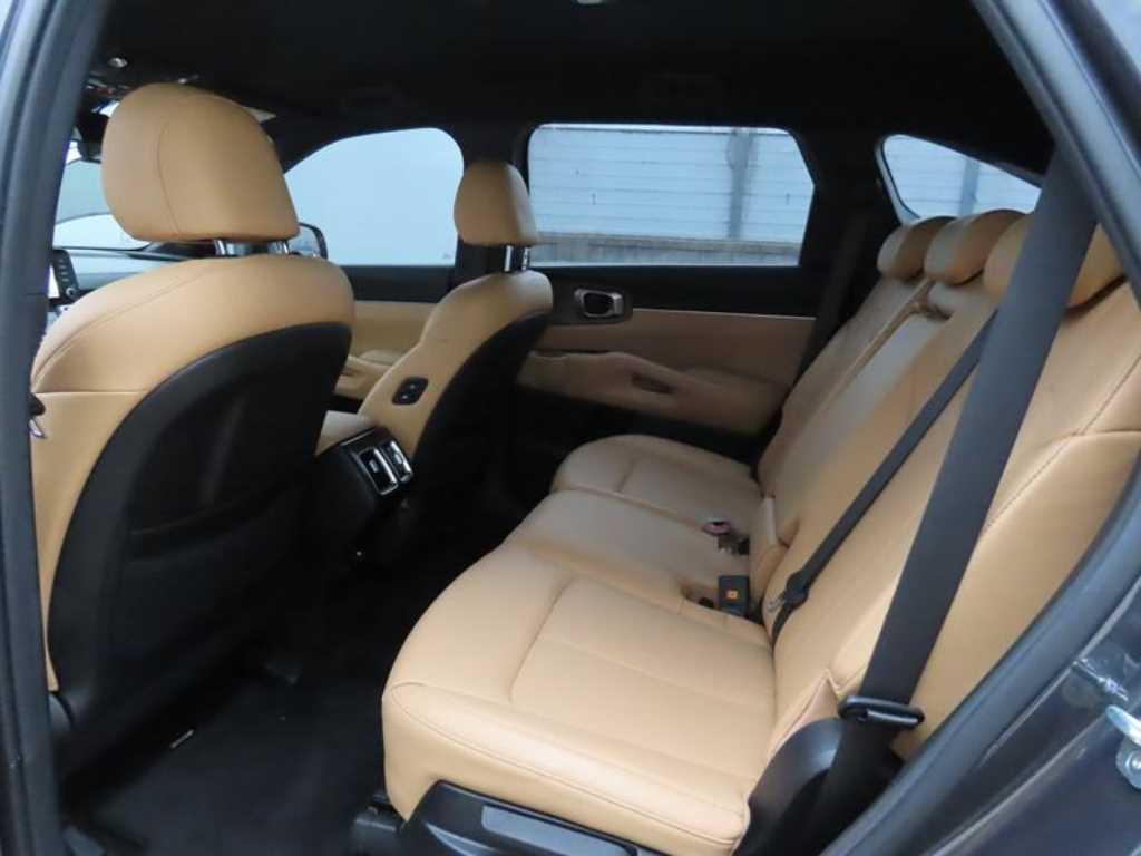 KIA Sorento - Vista 8