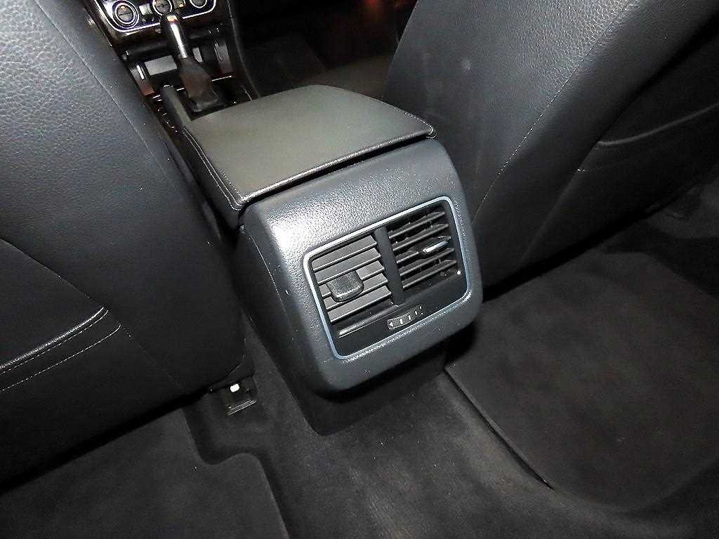 Volkswagen Passat 2014 Gris - Importación desde Corea - HF Imports Iquique - Foto 16