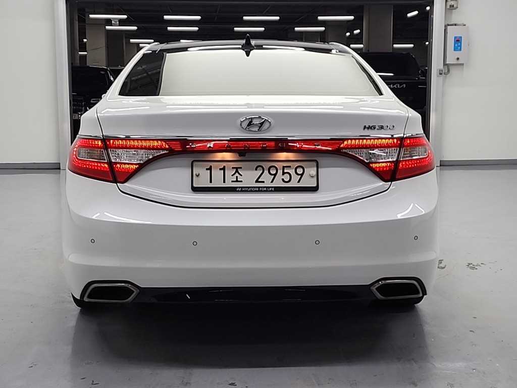 HYUNDAI Grandeur - Vista 3