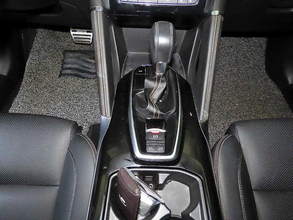 SAMSUNG QM6 - Vista 12