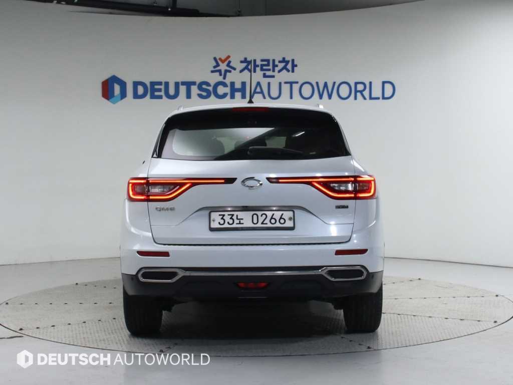 SAMSUNG QM6 - Vista 4