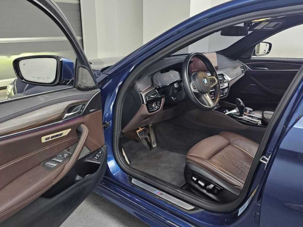 BMW 5 Series - Vista 11