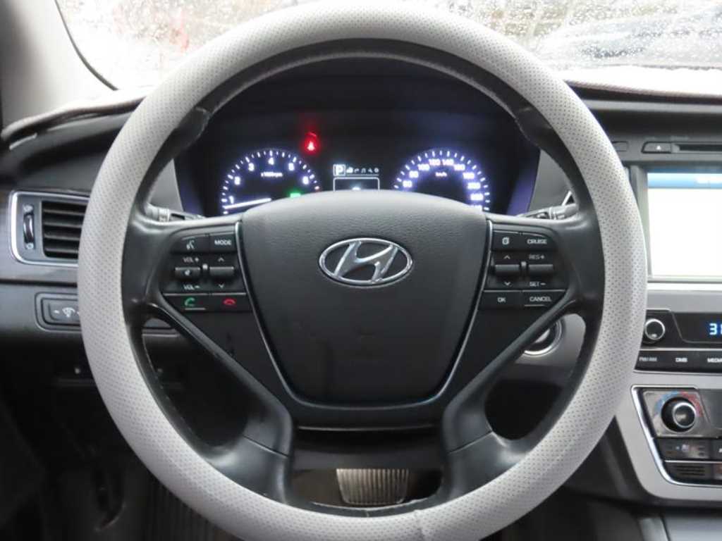 HYUNDAI Sonata - Vista 10