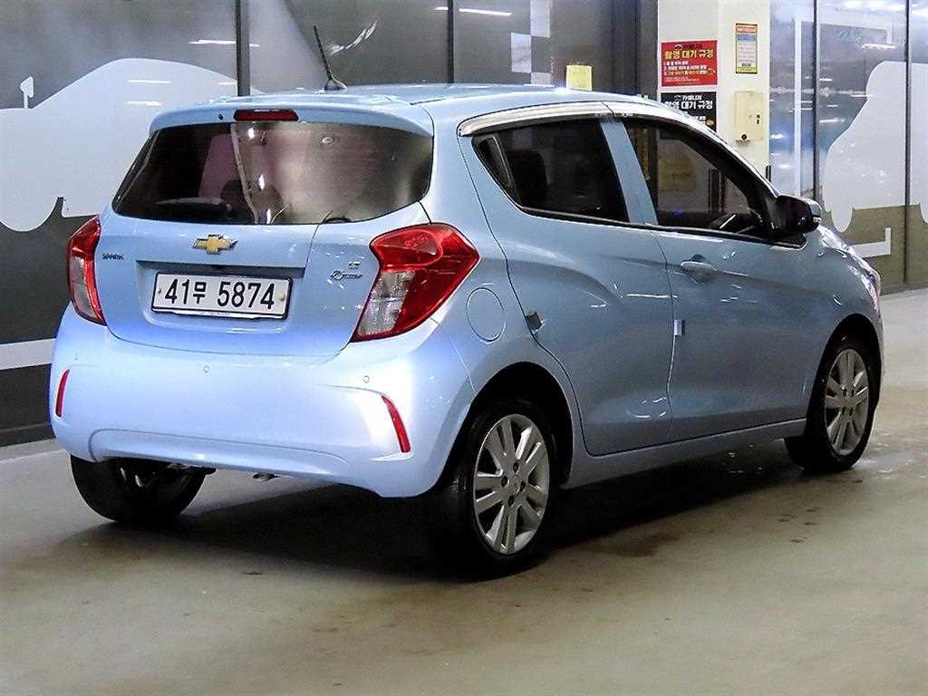 Chevrolet Spark - Vista 4