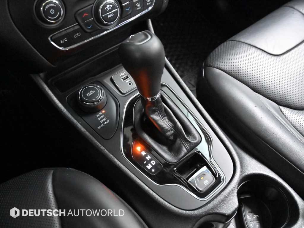 Jeep Cherokee - Vista 9