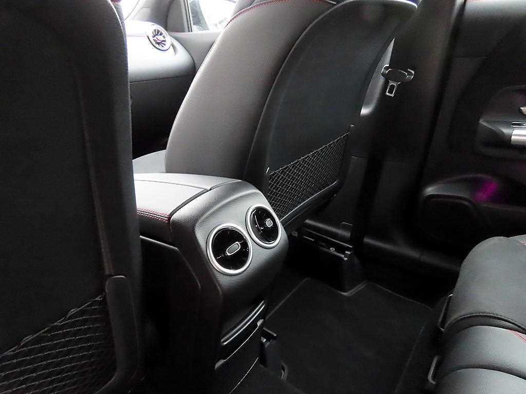 Mercedes Benz GLA Class 2026 Negro - Importación desde Corea - HF Imports Iquique - Foto 15