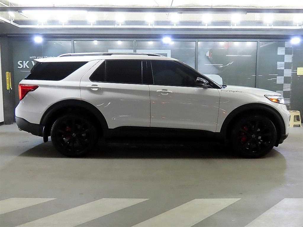 Ford Explorer - Vista 3