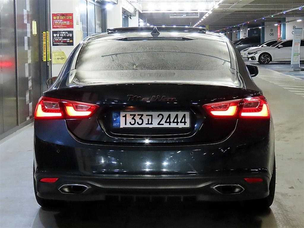 Chevrolet Malibu - Vista 5