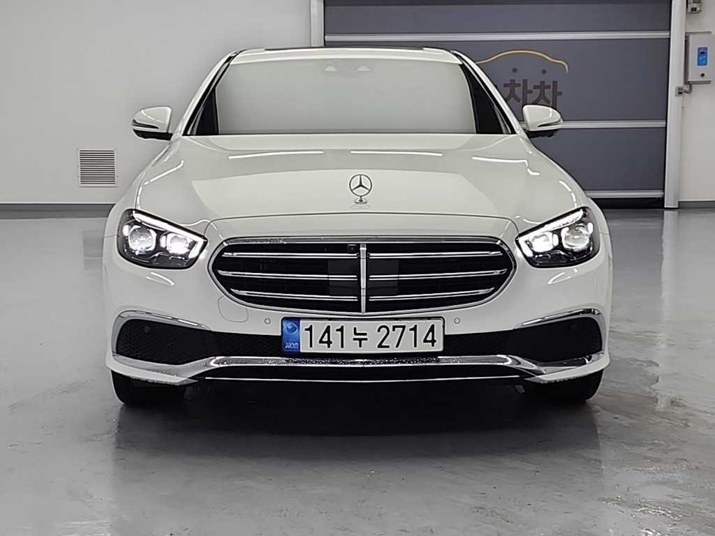 Mercedes Benz E class 2023 Blanco - Importación desde Corea - HF Imports Iquique - Foto 1