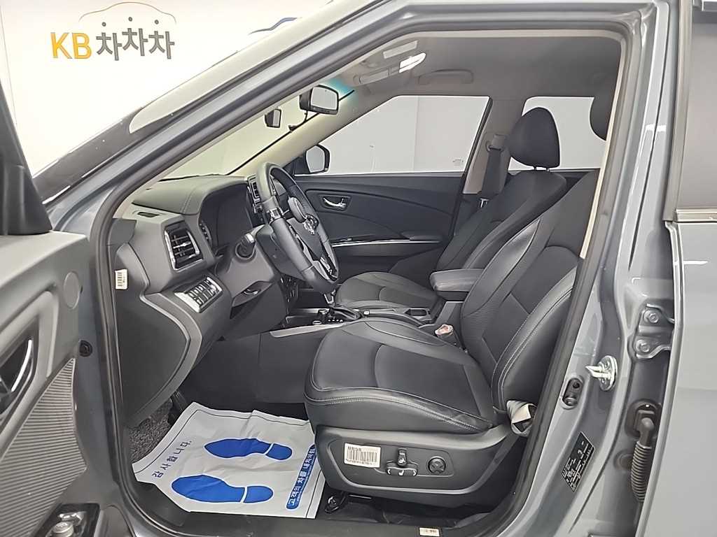 Ssangyong Tivoli - Vista 11