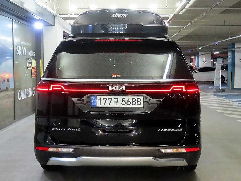 KIA Carnival - Vista 5