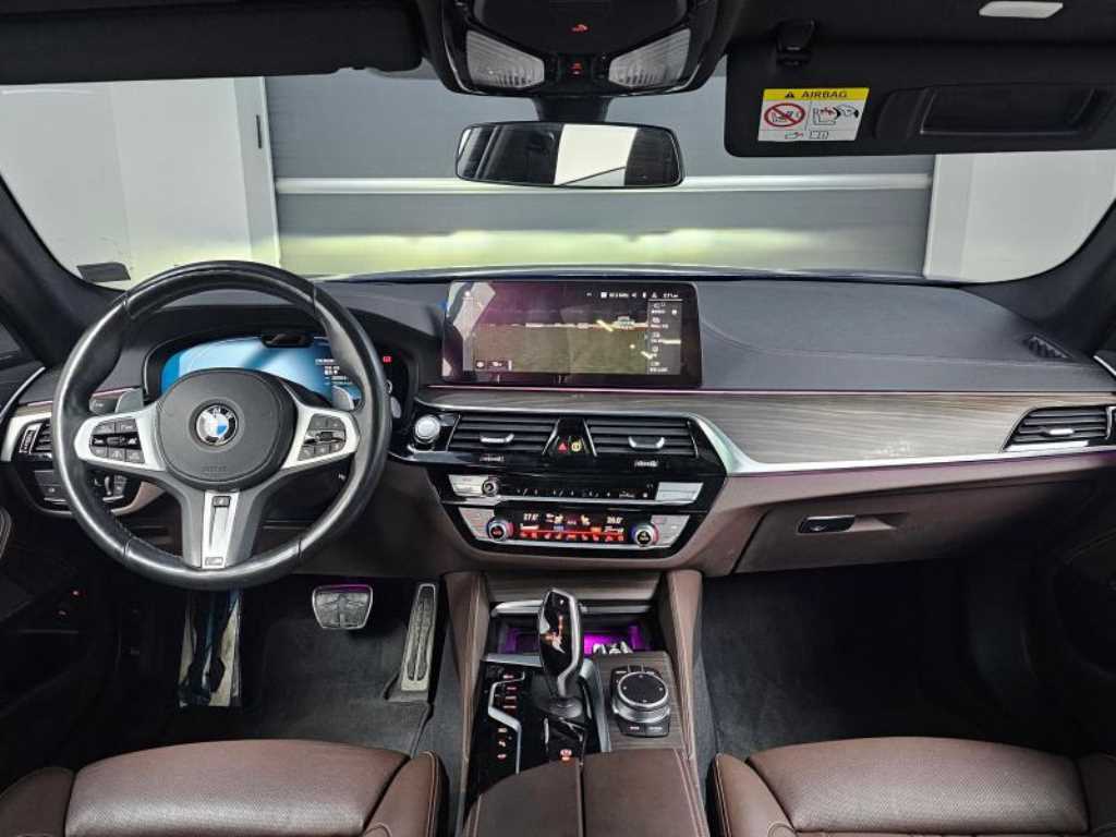 BMW 5 Series - Vista 7
