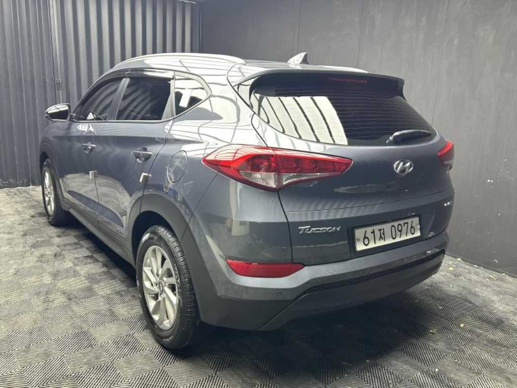 HYUNDAI Tucson - Vista 4