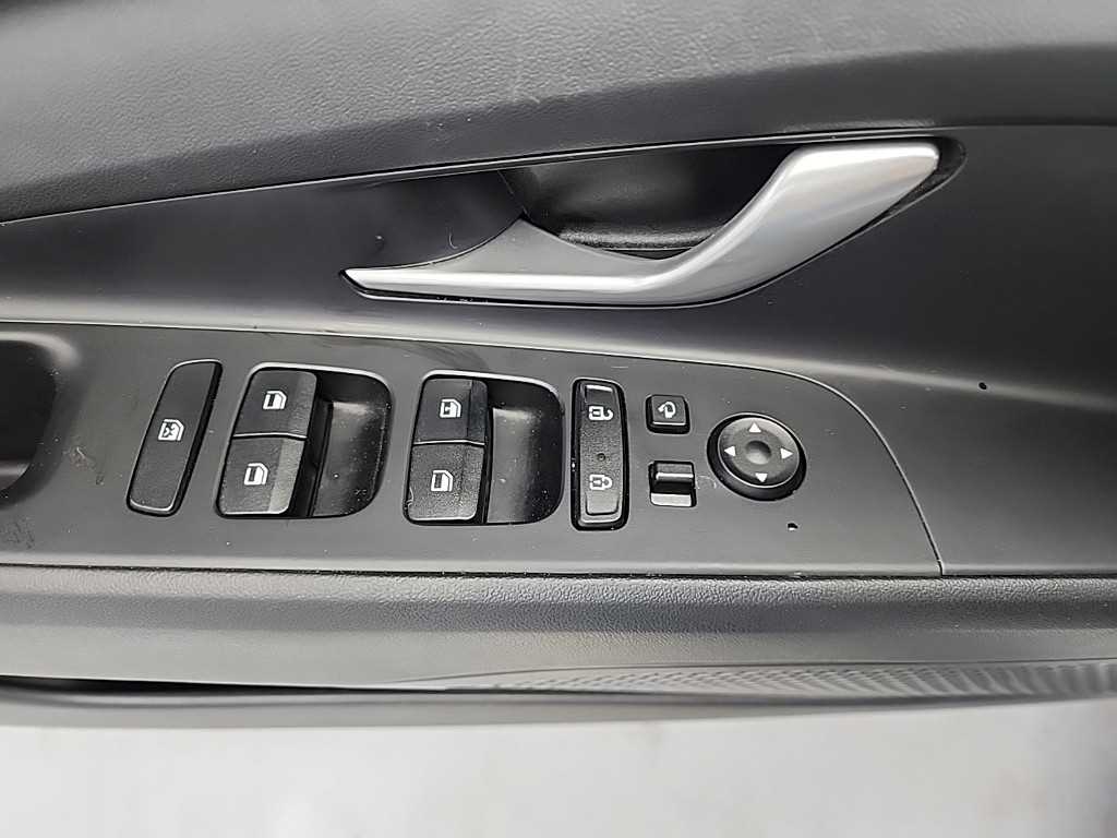 HYUNDAI Avante 2022 Blanco - Importación desde Corea - HF Imports Iquique - Foto 15