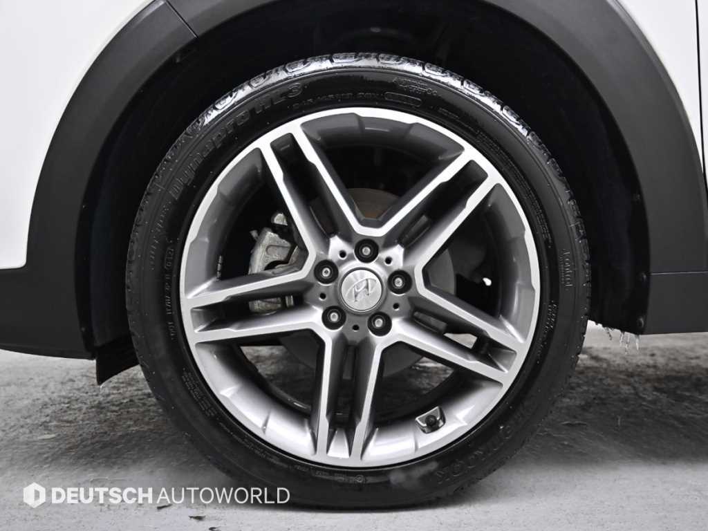 HYUNDAI Tucson - Vista 5