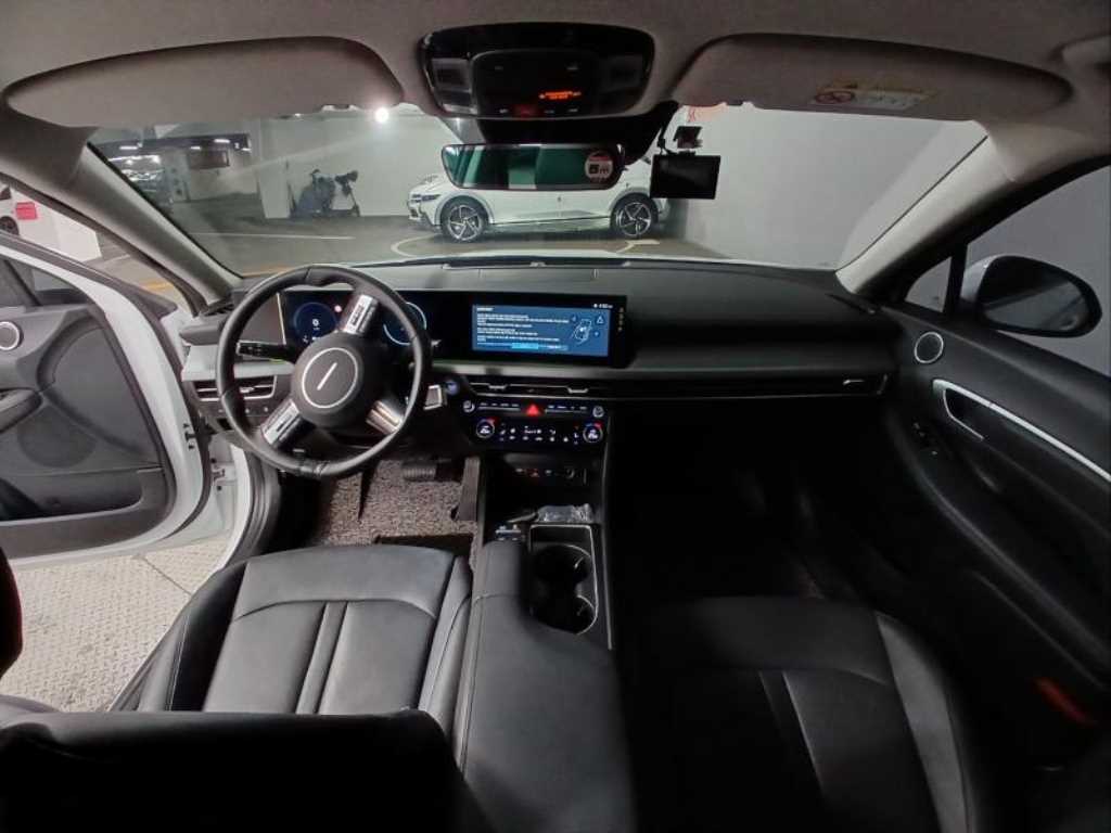 HYUNDAI Sonata - Vista 6