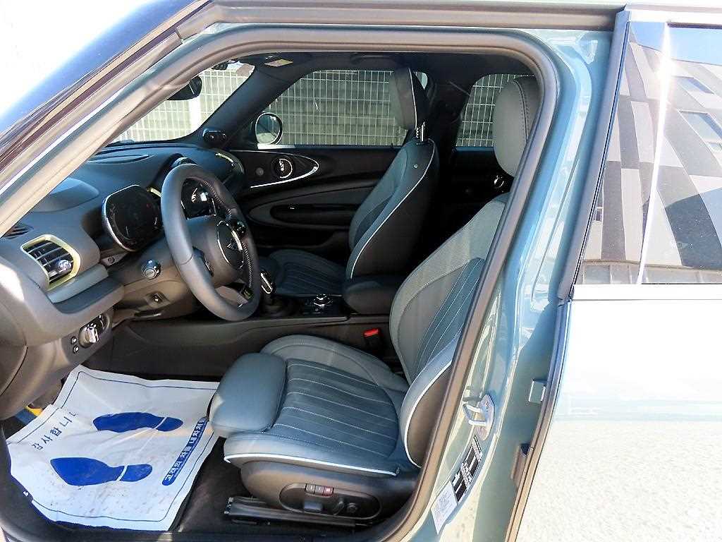 Mini Clubman - Vista 5