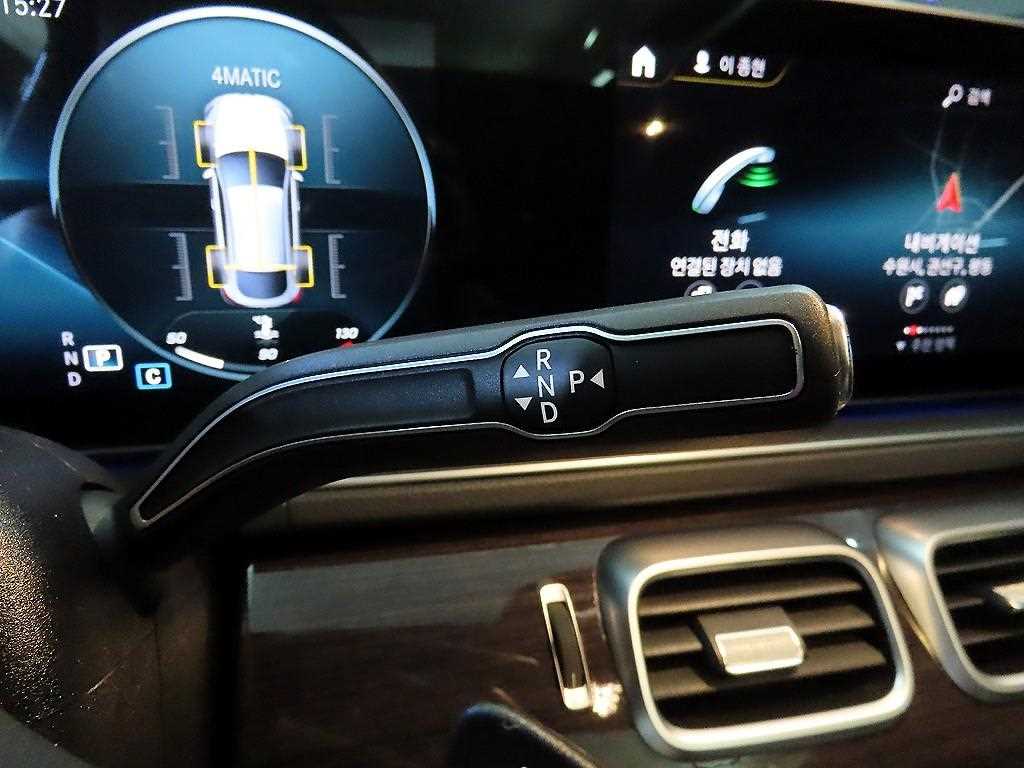 Mercedes Benz GLE Class - Vista 12