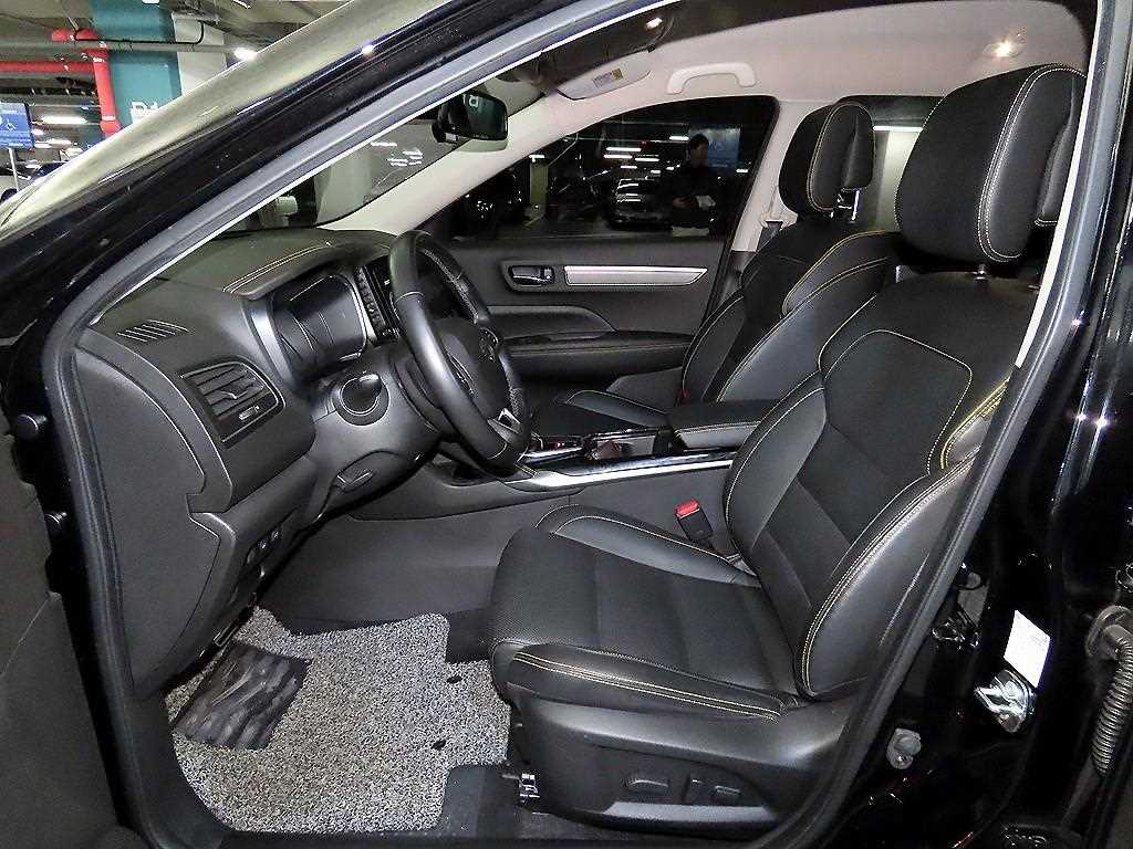 SAMSUNG QM6 - Vista 6