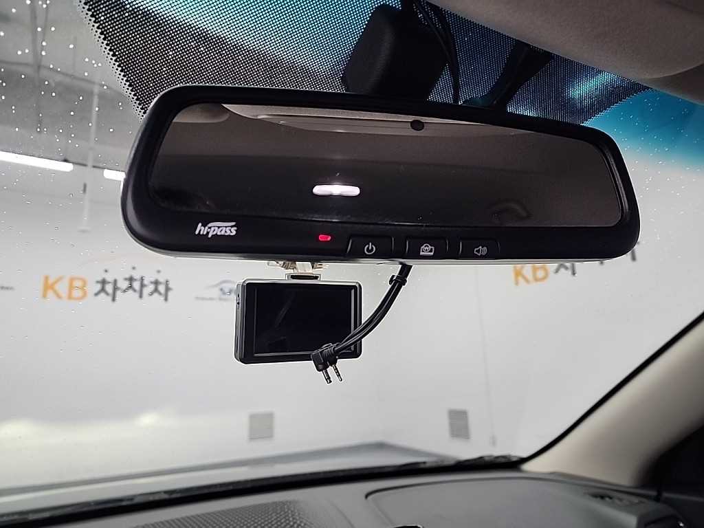 Ssangyong Tivoli 2020 Gris - Importación desde Corea - HF Imports Iquique - Foto 17