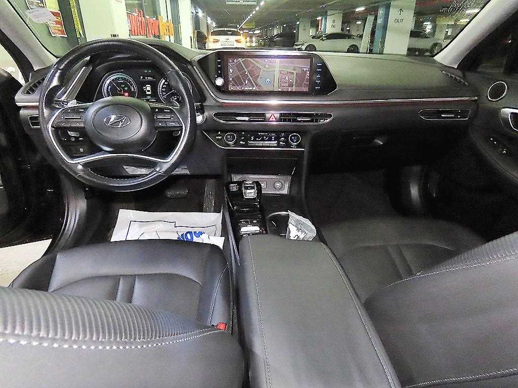 HYUNDAI Sonata - Vista 10