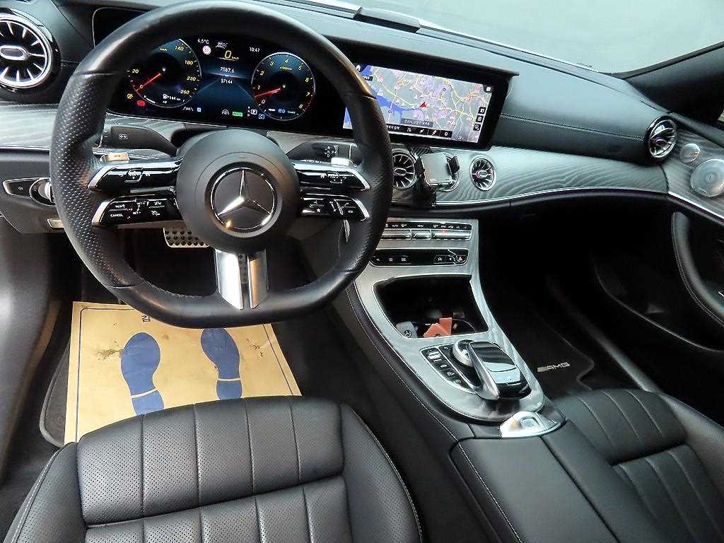 Mercedes Benz E class - Vista 7