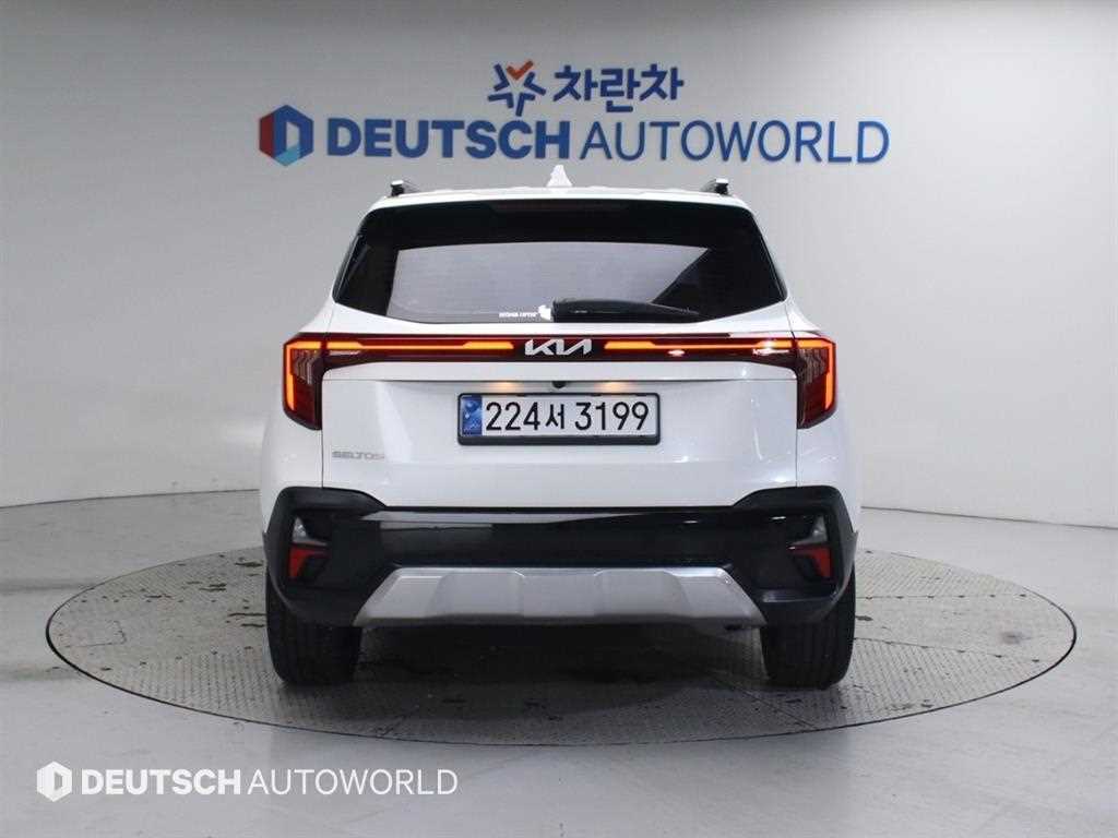 KIA Seltos - Vista 4