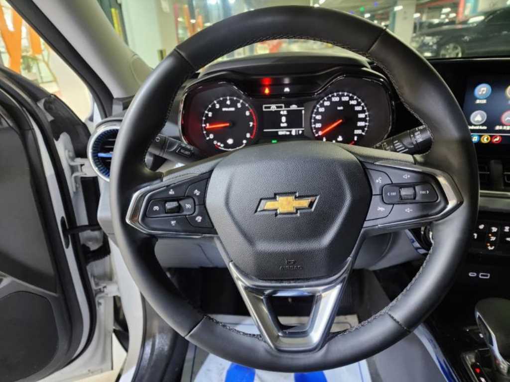 Chevrolet Trax - Vista 7